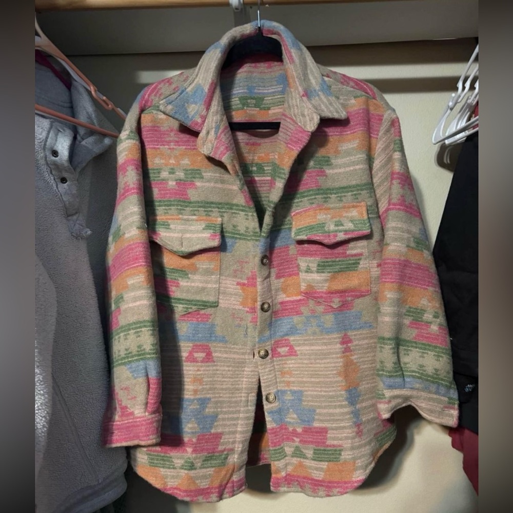 Aztec Shacket - Picture 2 of 2